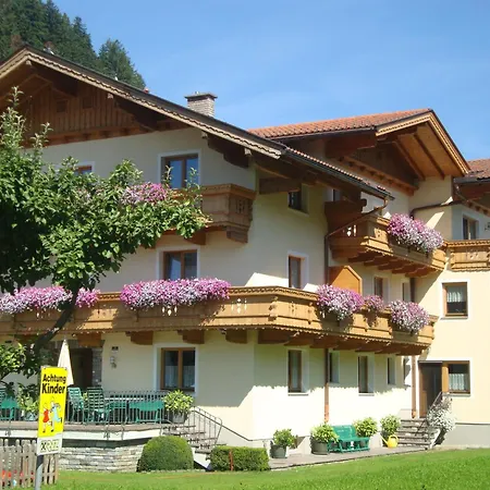 Schwoagerhof Appartamento Fügen